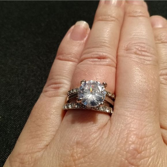 Diamond Wedding Set  - Picture 3 of 12